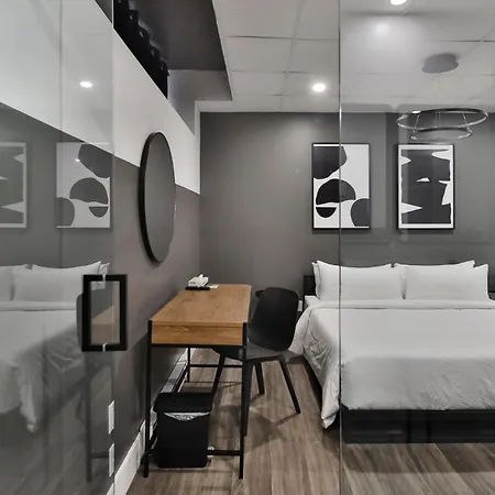 Hygie Boutique Hotel Montreal Room photo